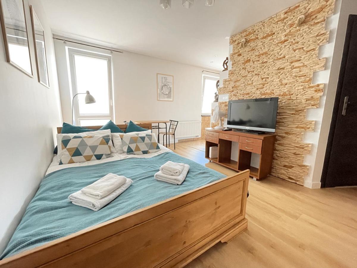 Ferienwohnung Plaza 10Min - Gdansk Brzezno Exterior foto